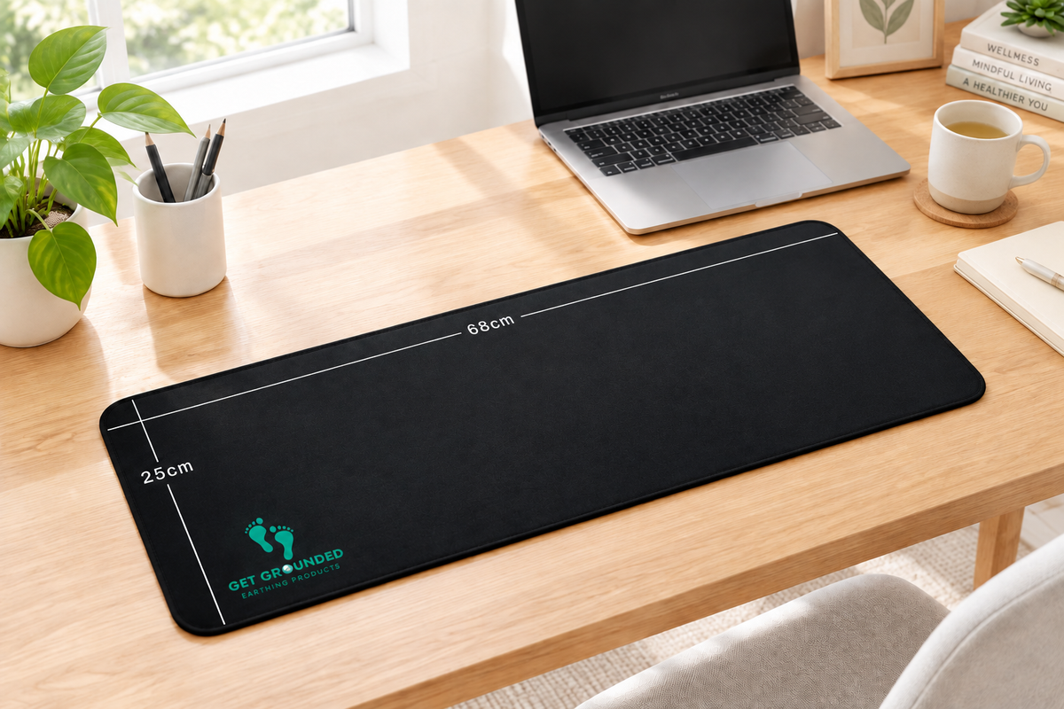 Grounding mat on desk without lead